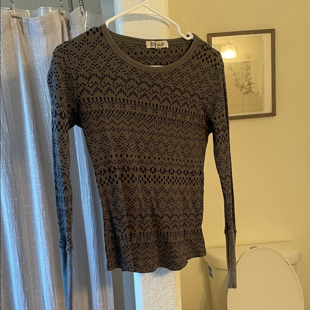 Orvis Black Long Sleeve Top